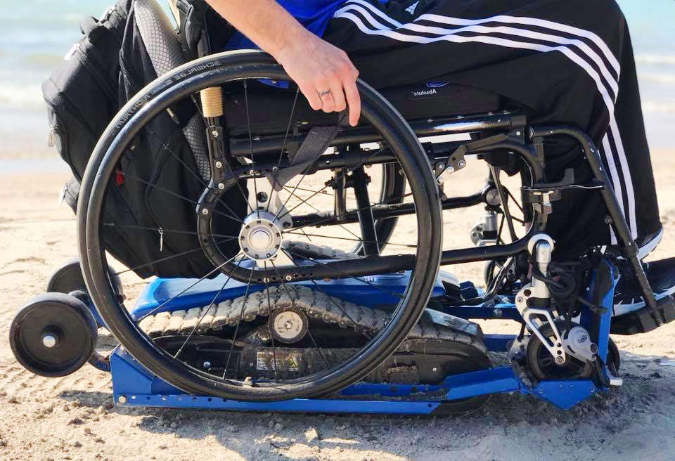 Detailansicht FREEDOM TRAX Rollstuhlkettenaufsatz